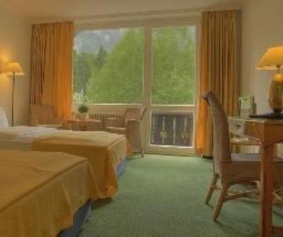 фото отеля Eibsee Hotel