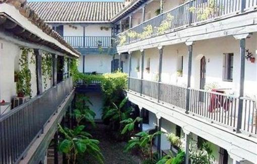 фото отеля Apartamentos Corral del Conde