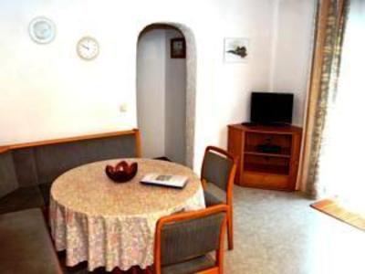 фото отеля Ferienwohnungen Presslauer Mori Wohnung Haus Irmgard