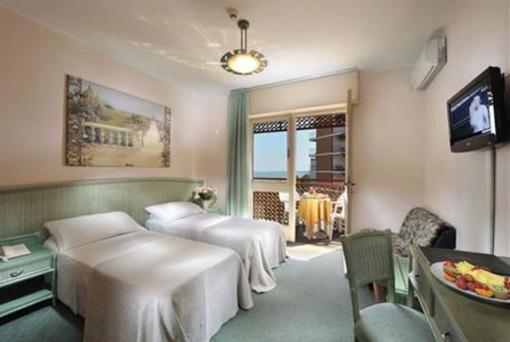 фото отеля American Hotel Lignano Sabbiadoro