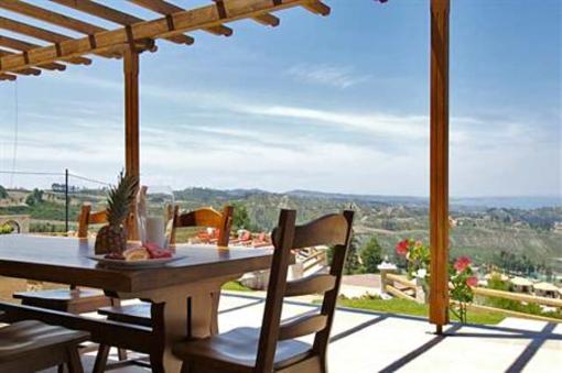 фото отеля Akritas Ef Zin Villas & Suites
