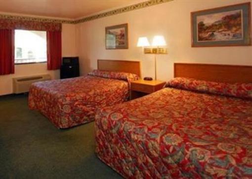 фото отеля Travelodge Logan UT