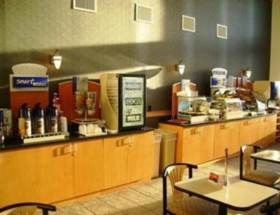 фото отеля Holiday Inn Express Seward Harbor
