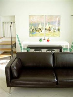 фото отеля In Centro Oberdan Apartments Viareggio