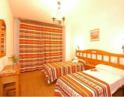 фото отеля Apartamentos Tao Almunecar