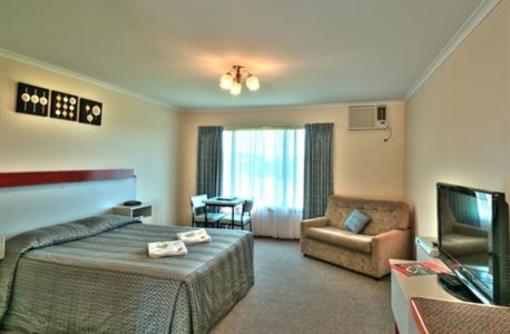 фото отеля Warragul Views Motor Inn