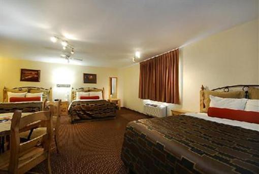 фото отеля Aarchway Inn