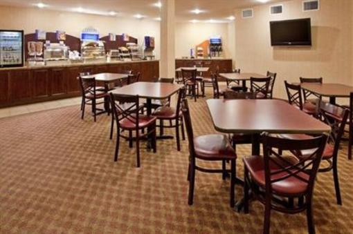 фото отеля Holiday Inn Express Maryville