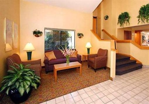 фото отеля Econo Lodge Inn & Suites Raleigh