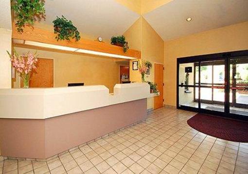 фото отеля Econo Lodge Inn & Suites Raleigh