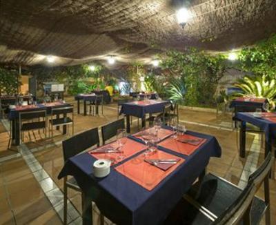фото отеля Apartamentos Squash Ibiza