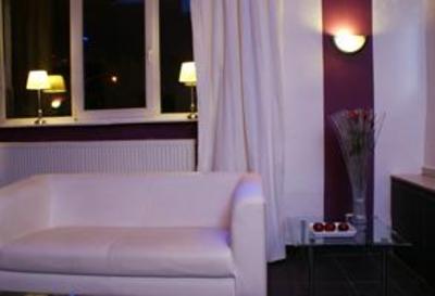 фото отеля Gayhotel Rainbow-Inn