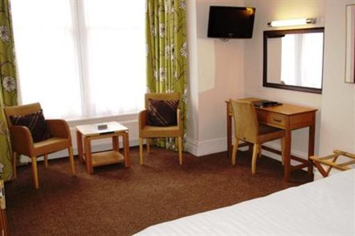 фото отеля The Brook Hotel Felixstowe
