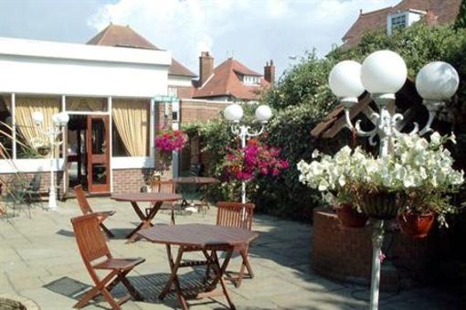 фото отеля The Brook Hotel Felixstowe