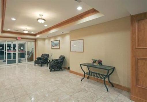 фото отеля Holiday Inn Express Hotel & Suites Defiance