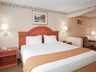 фото отеля Holiday Inn Express Hotel & Suites Defiance