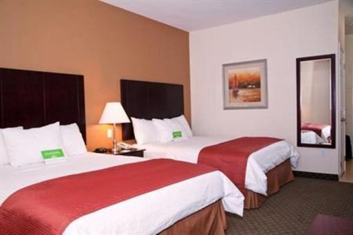 фото отеля La Quinta Inn & Suites Bridge City