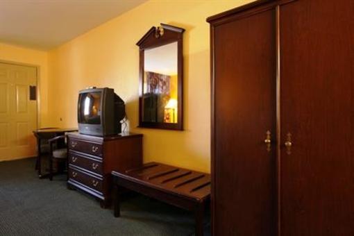 фото отеля Americas Best Value Inn Huntsville Texas