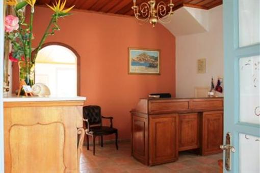 фото отеля Kirki Hotel Hydra