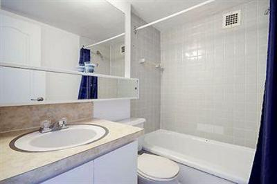 фото отеля Plateau Mont Royal Studio