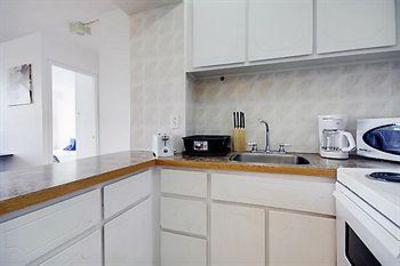 фото отеля Plateau Mont Royal Studio