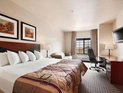 фото отеля Baymont Inn & Suites Granbury