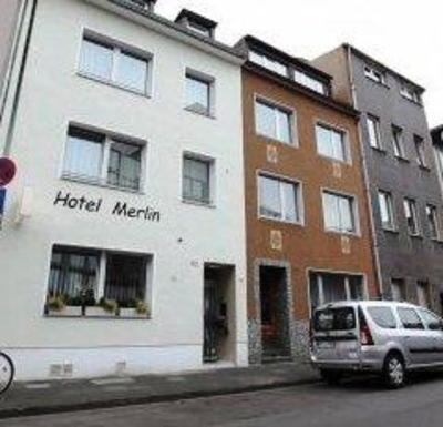 фото отеля Hotel Merlin Garni