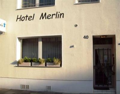 фото отеля Hotel Merlin Garni