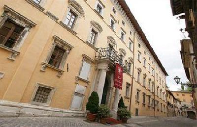 фото отеля Palazzo Servanzi Confidati Hotel San Severino Marche