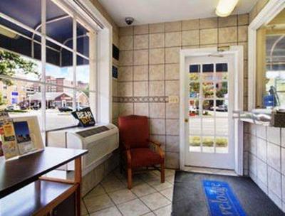 фото отеля Travelodge Alexandria