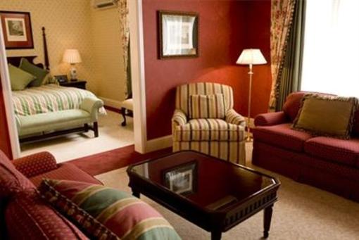 фото отеля Shore Lodge