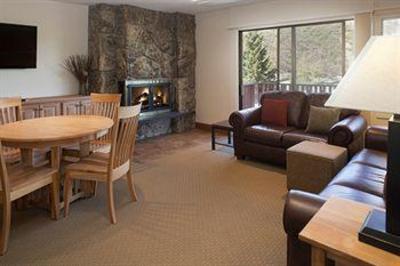 фото отеля Stonebridge Inn