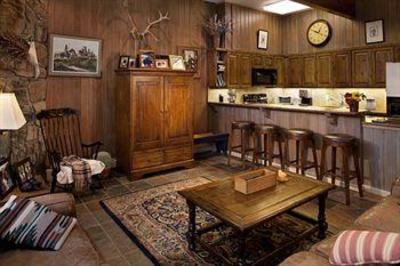 фото отеля Stonebridge Inn