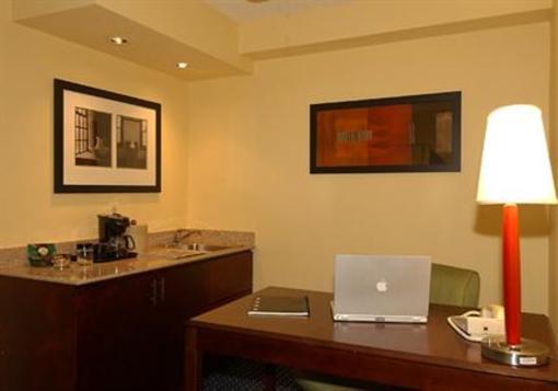 фото отеля Springhill Suites Fort Lauderdale Airport