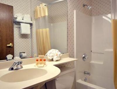 фото отеля Days Inn and Suites (Frontage Road)