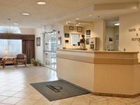 Days Inn and Suites (Frontage Road)