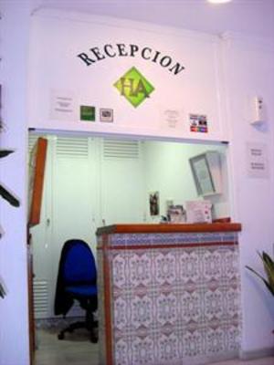 фото отеля Hostal Andalucia Nerja