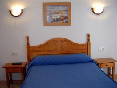 фото отеля Hostal Andalucia Nerja