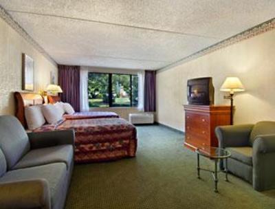 фото отеля Howard Johnson Inn & Suites Newark (Delaware)