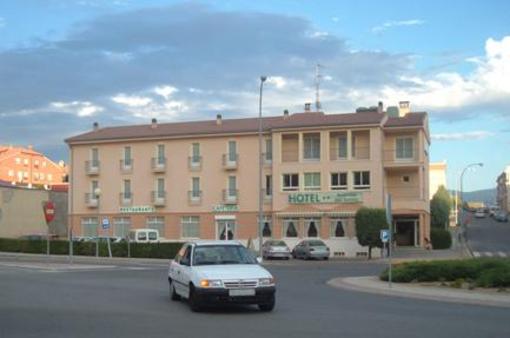 фото отеля Avenida del Sotillo Hotel La Lastrilla