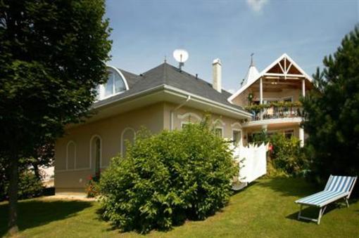 фото отеля Villa Somlo