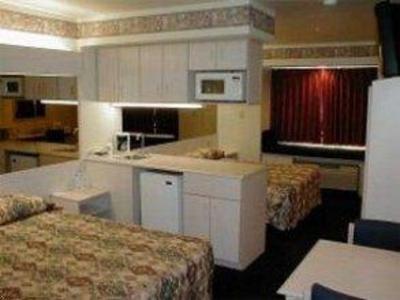 фото отеля Microtel Inn & Suites Fortuna Foothills