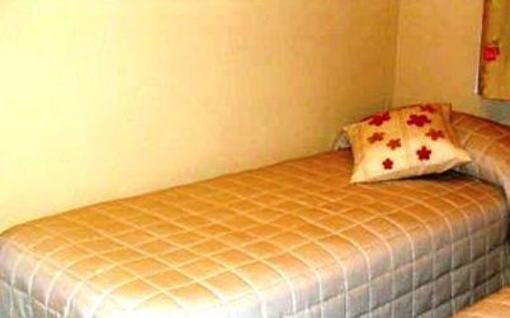 фото отеля Apartamentos Habitat Premier