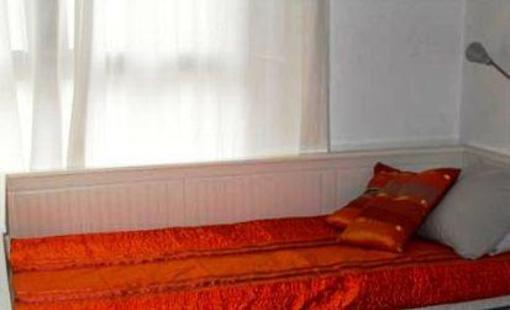 фото отеля Apartamentos Habitat Premier
