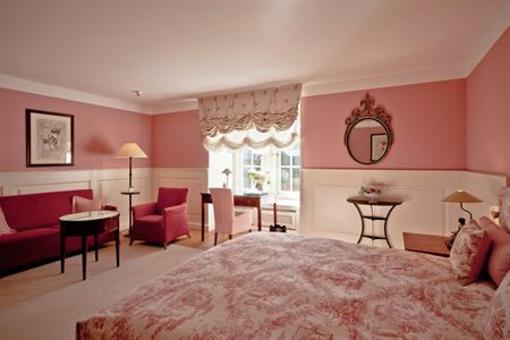 фото отеля Schlosshotel Munchhausen