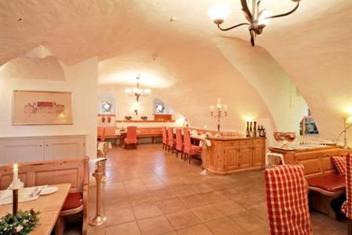 фото отеля Schlosshotel Munchhausen