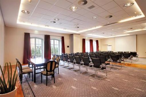 фото отеля Schlosshotel Munchhausen