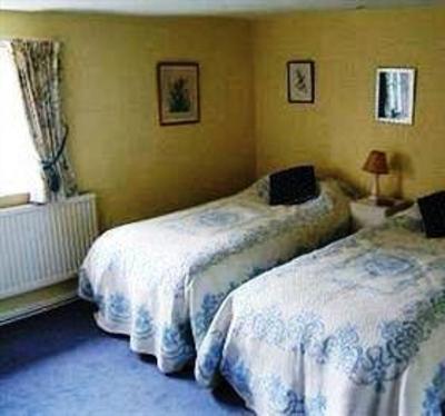 фото отеля The Finches Bed & Breakfast Marlborough (England)