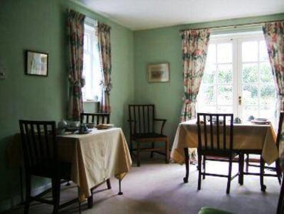 фото отеля The Finches Bed & Breakfast Marlborough (England)