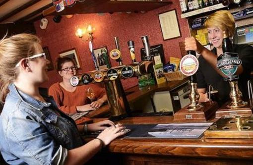 фото отеля Three Shires Inn Ambleside